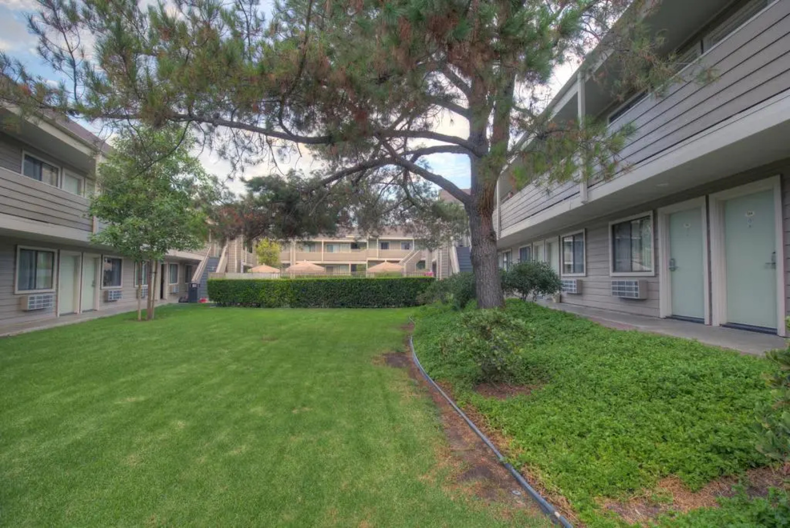 Good Nite Inn - Calabasas