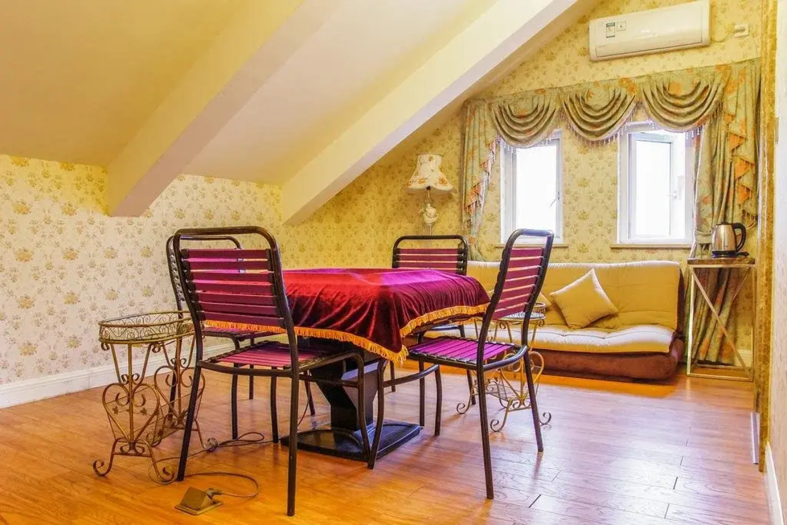 Yibinbandao Holiday Hotel