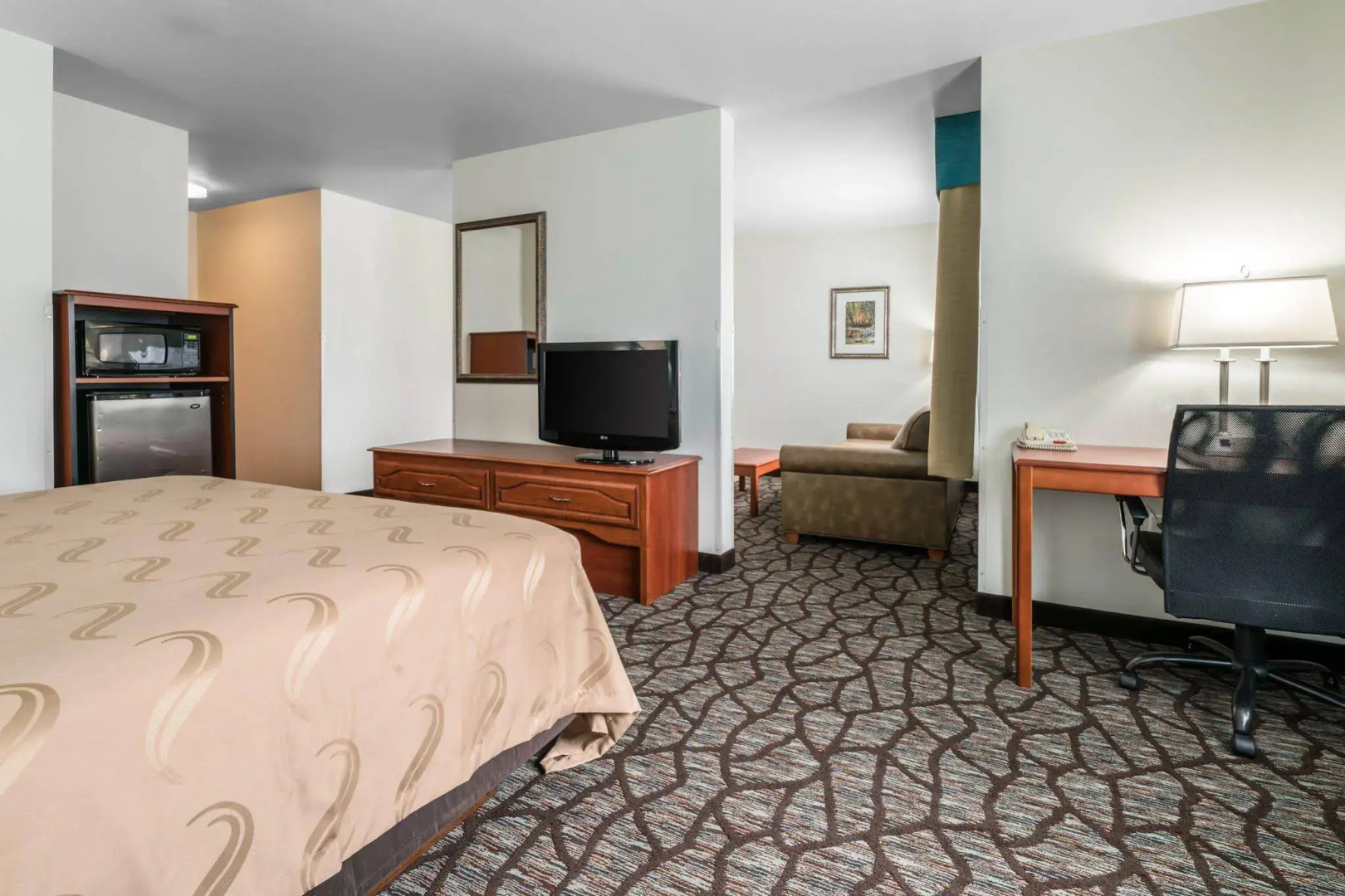 Quality Inn & Suites Sequim at Olympic National Park
