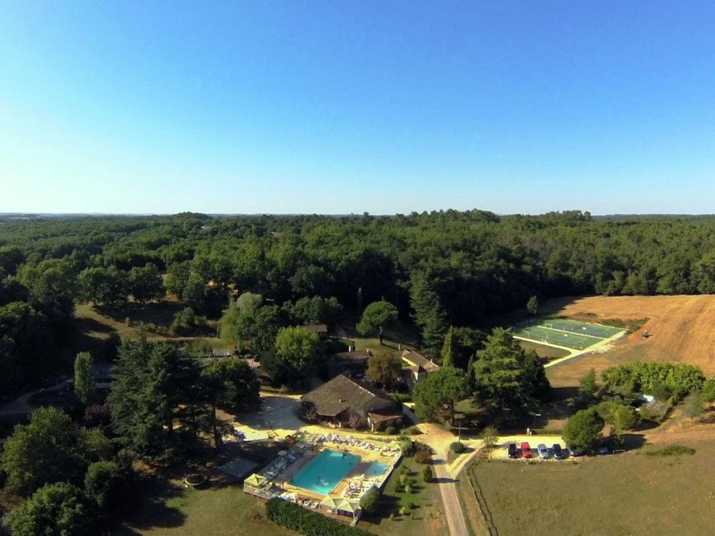 Nice Villa With Dishwasher Located in the Dordogne
