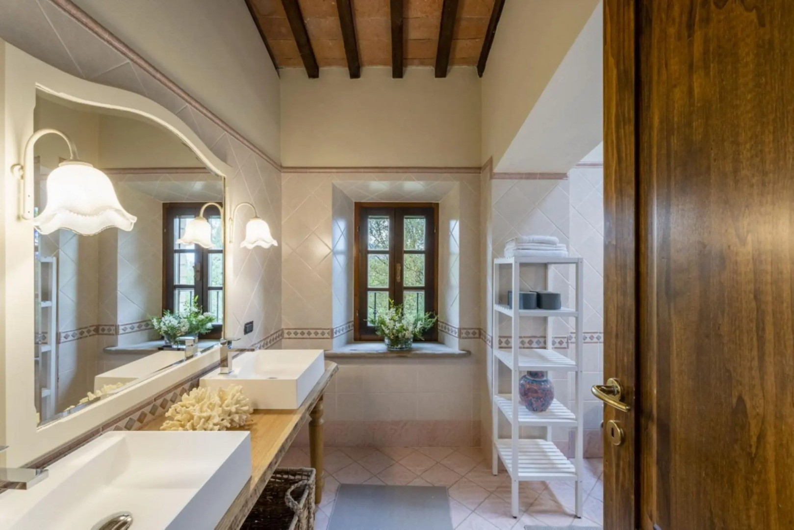 Villa with private pool and stunning views near Pisa-Villa Francesca