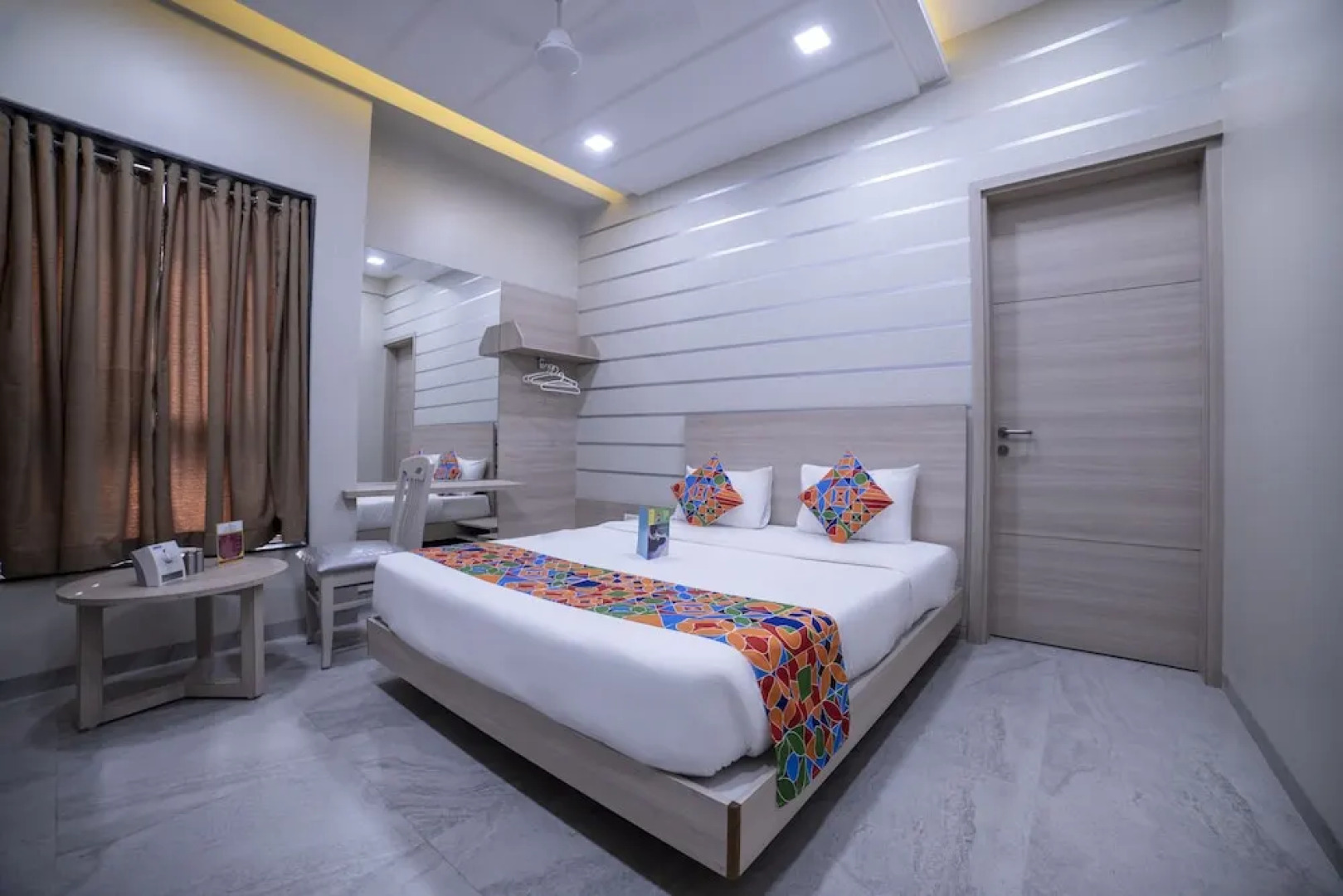 FabHotel Dawat Inn Waluj BK