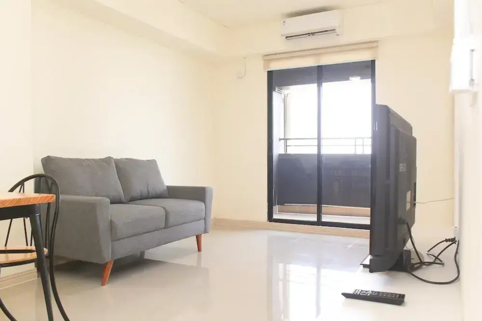 Comfy 3BR at Meikarta Apartment