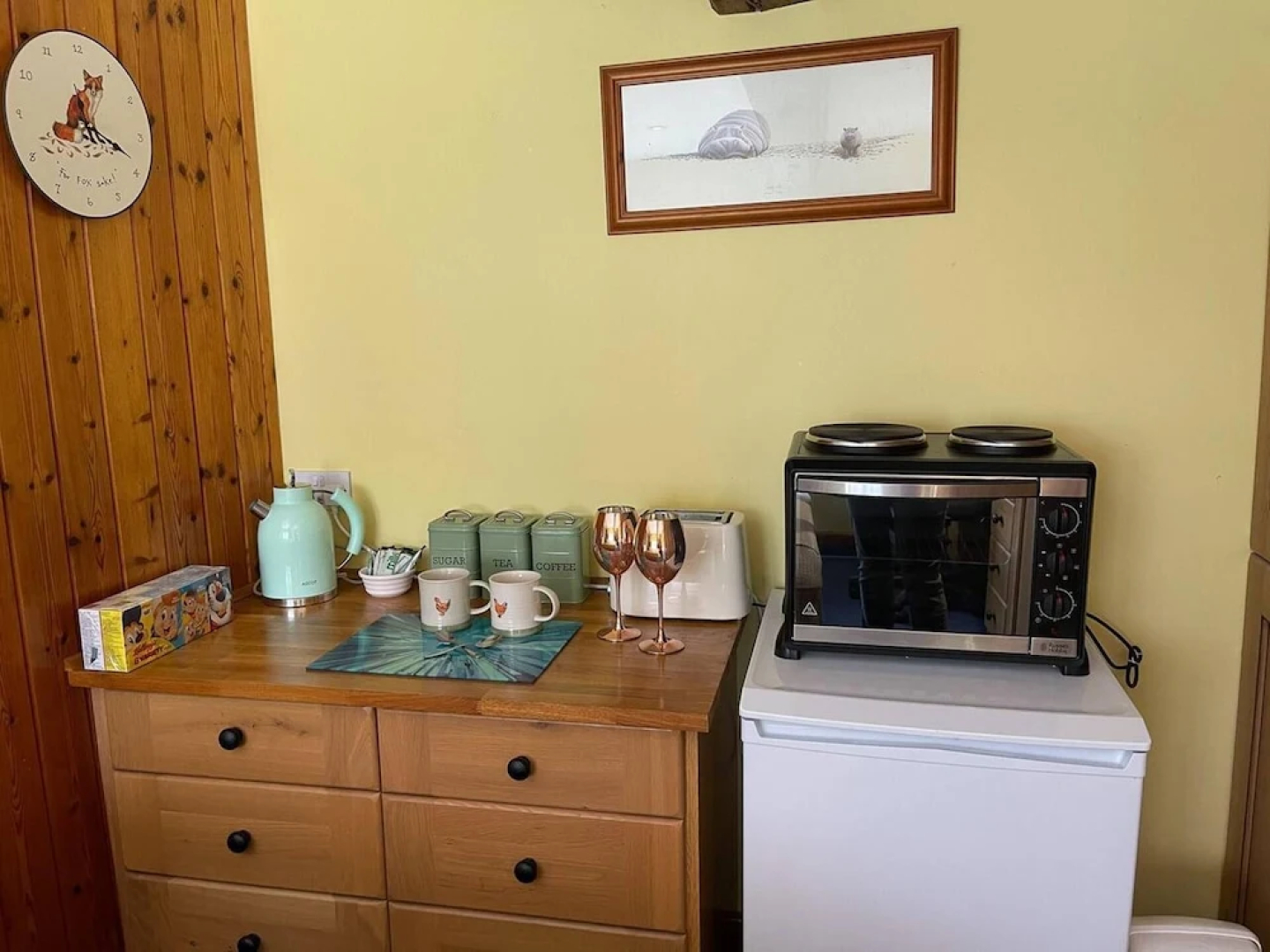 Sunshine Annex-double Bed,ensuite, Lounge, Kitchen