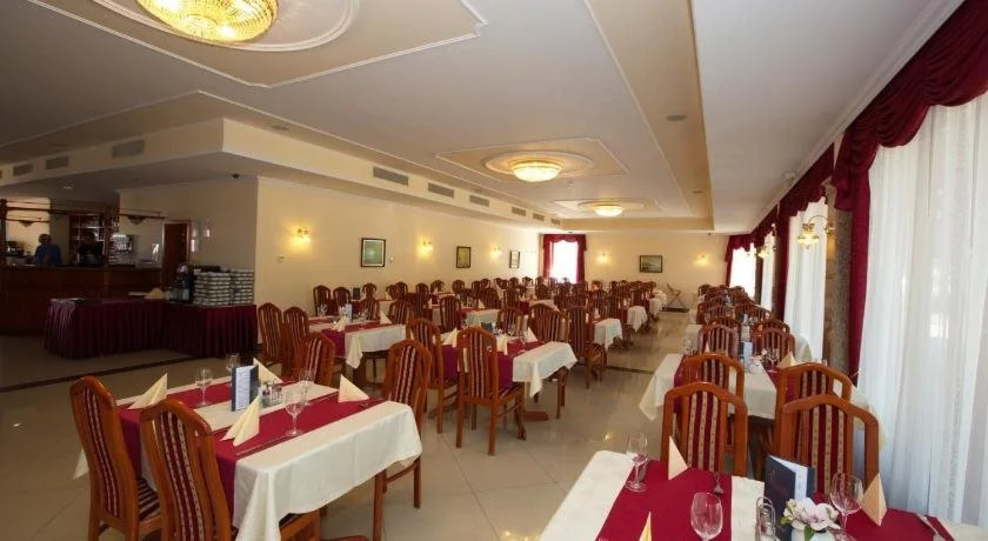 Flamingó Wellness Hotel