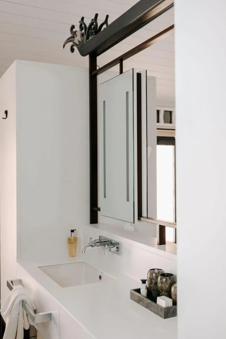 Lesic Dimitri Palace