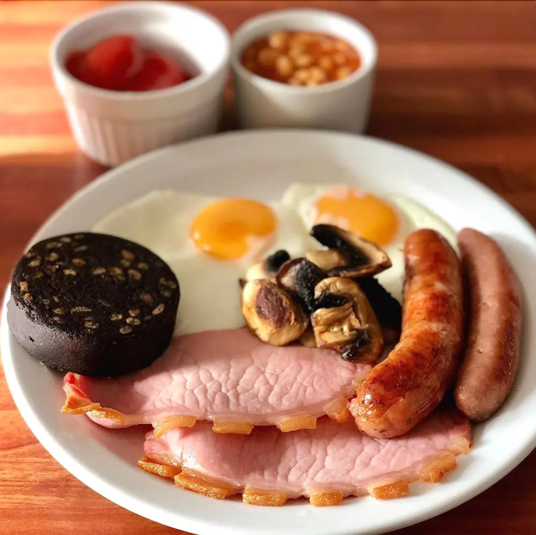 Treddolphin Guest House