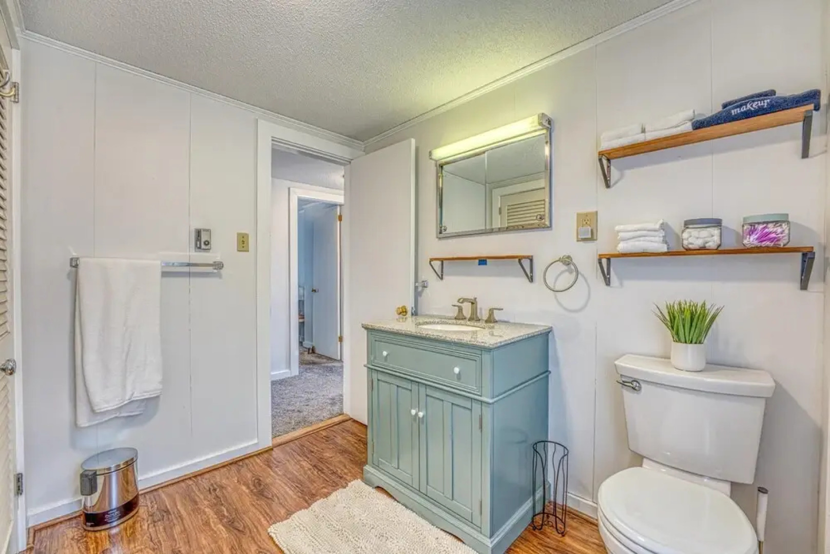 505 2 In Franconia With 2 Bedrooms And 1 Bathrooms