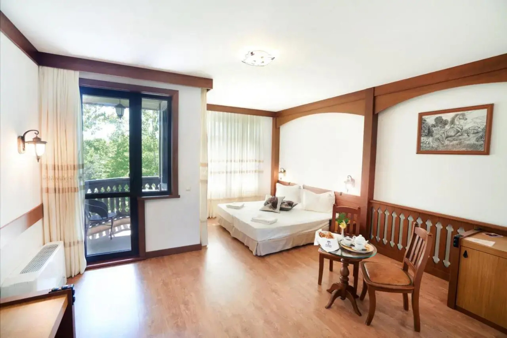 Boutique Complex Trakiets