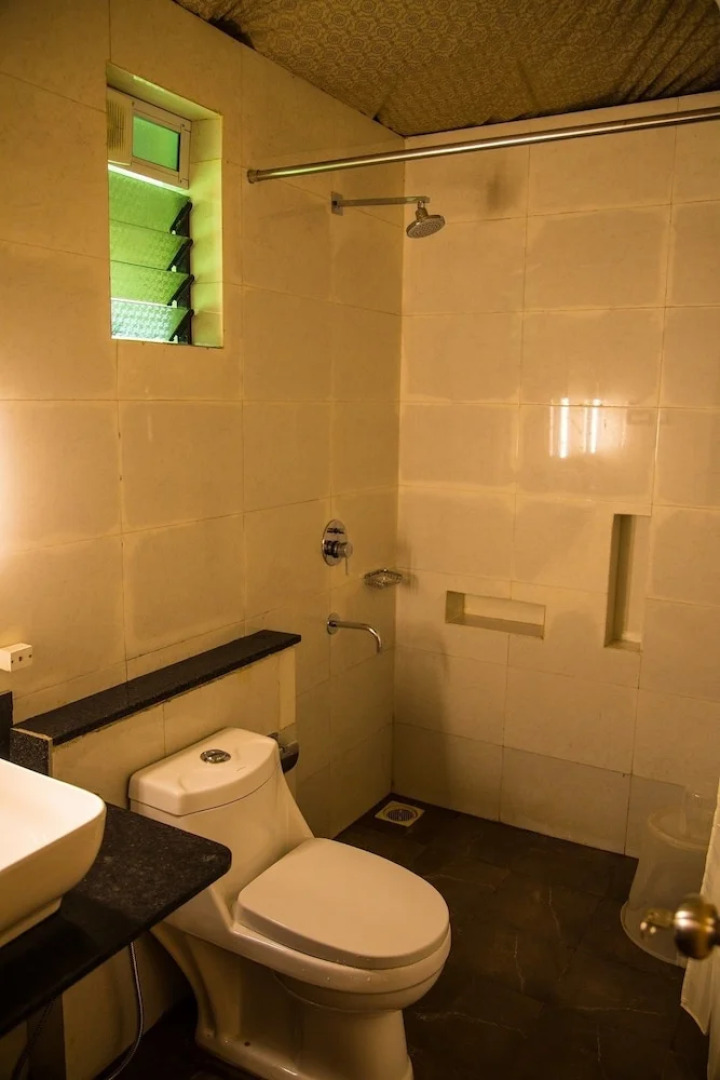 Sterling Nature Trails Kundalika, Kolad