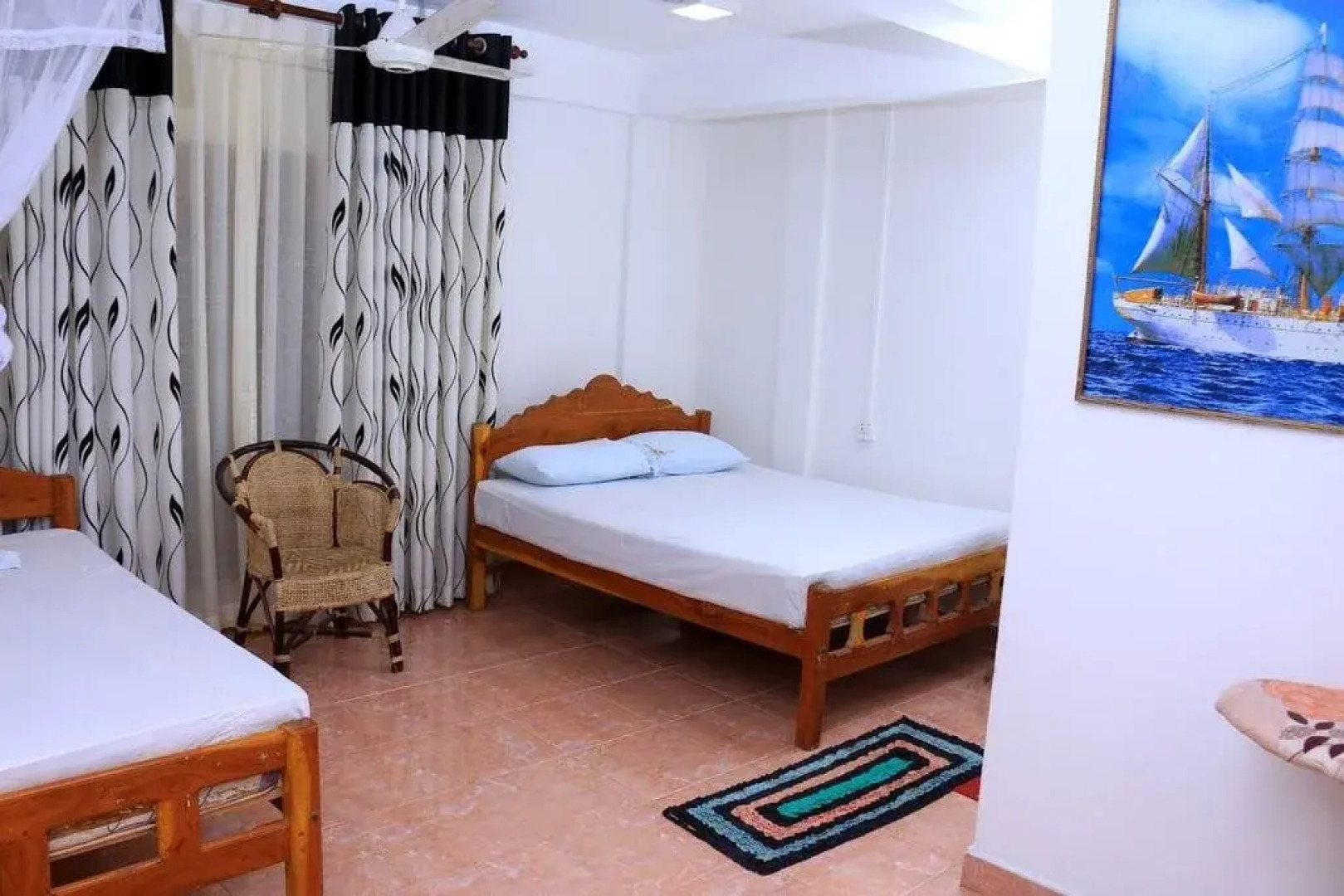 Gandhi Guest House & White Palace