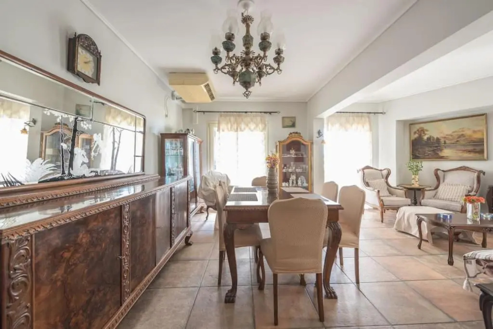 Seaside 2BR apartment in Varkiza 2mins walk from beach