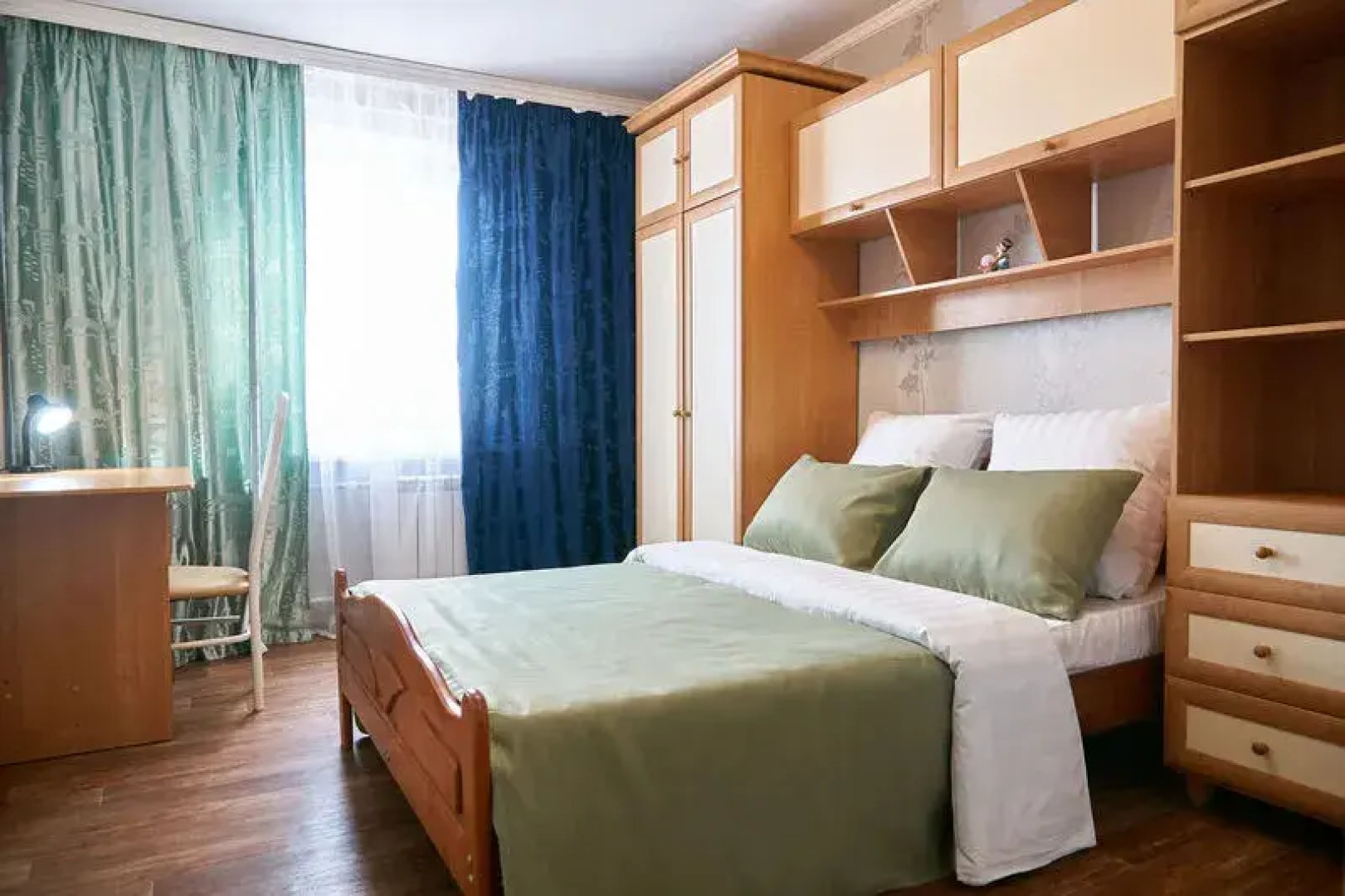 Pyat Zvezd  na ul. Truda, d. 24