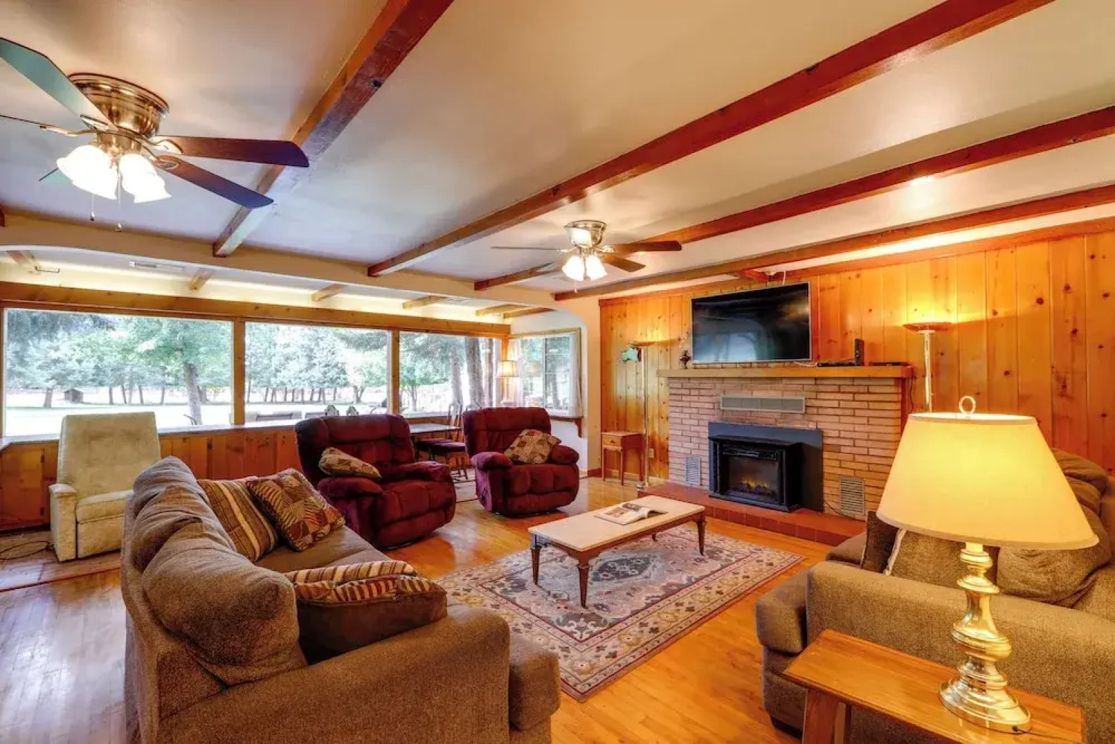 8 Mi to Fossil Springs Trailhead: Pine Retreat!