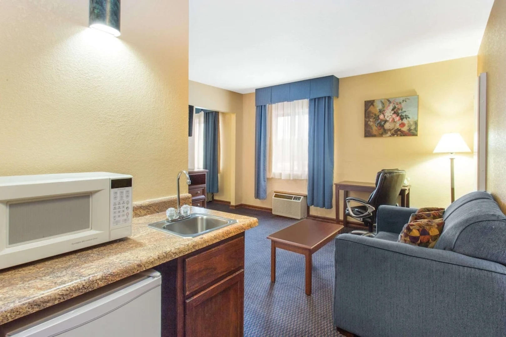 Baymont Inn & Suites Waukesha