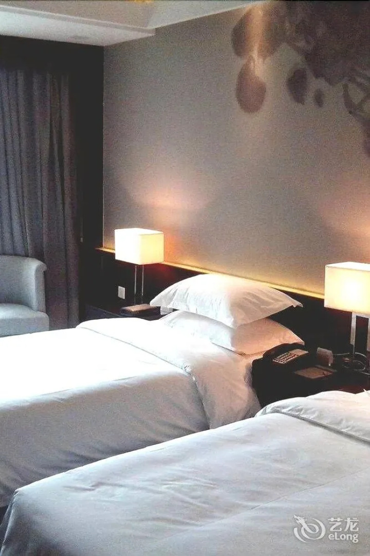 Jiayuan Century Hotel