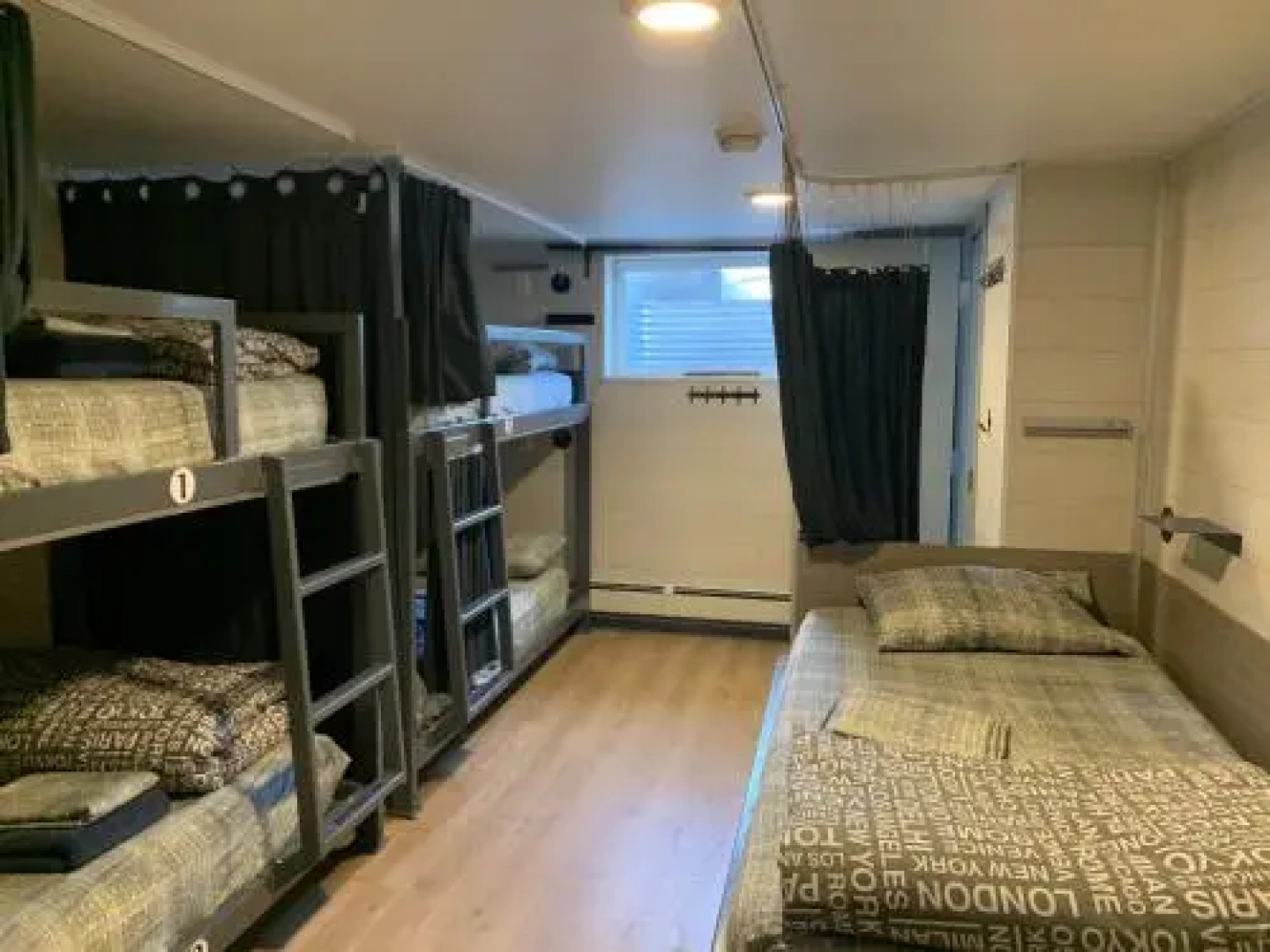 Jasper Downtown Hostel