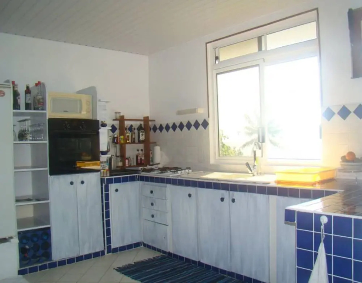 Apoomatai Bay Résidence