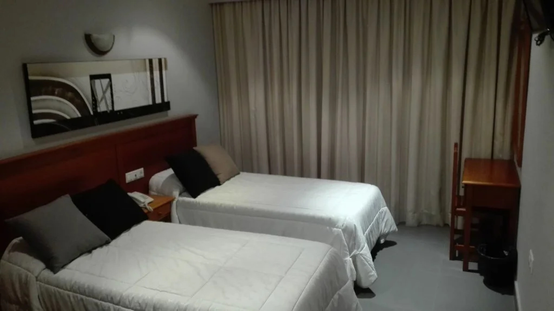 Bridgewater Country Cottage