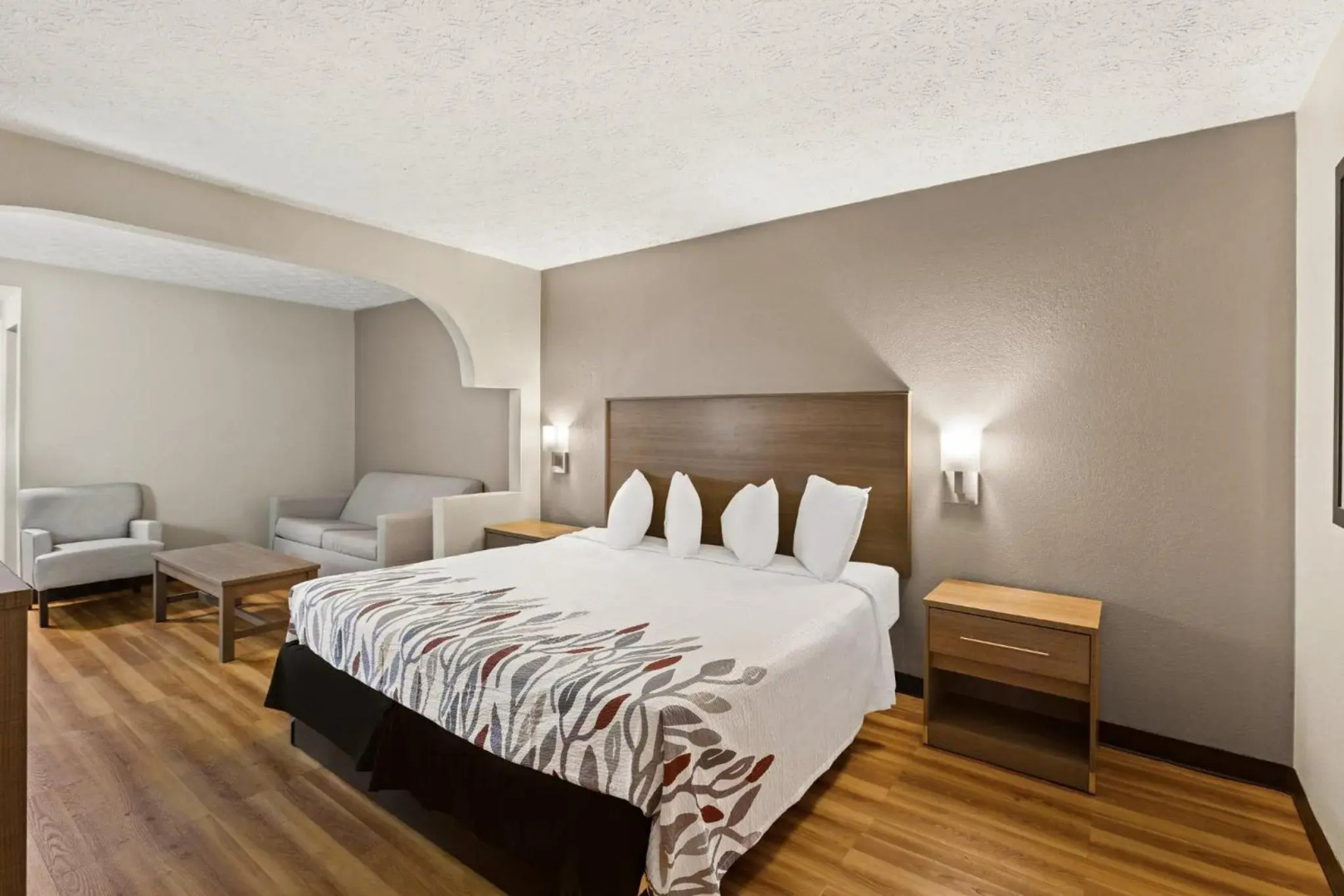 Red Roof Inn & Suites Newnan