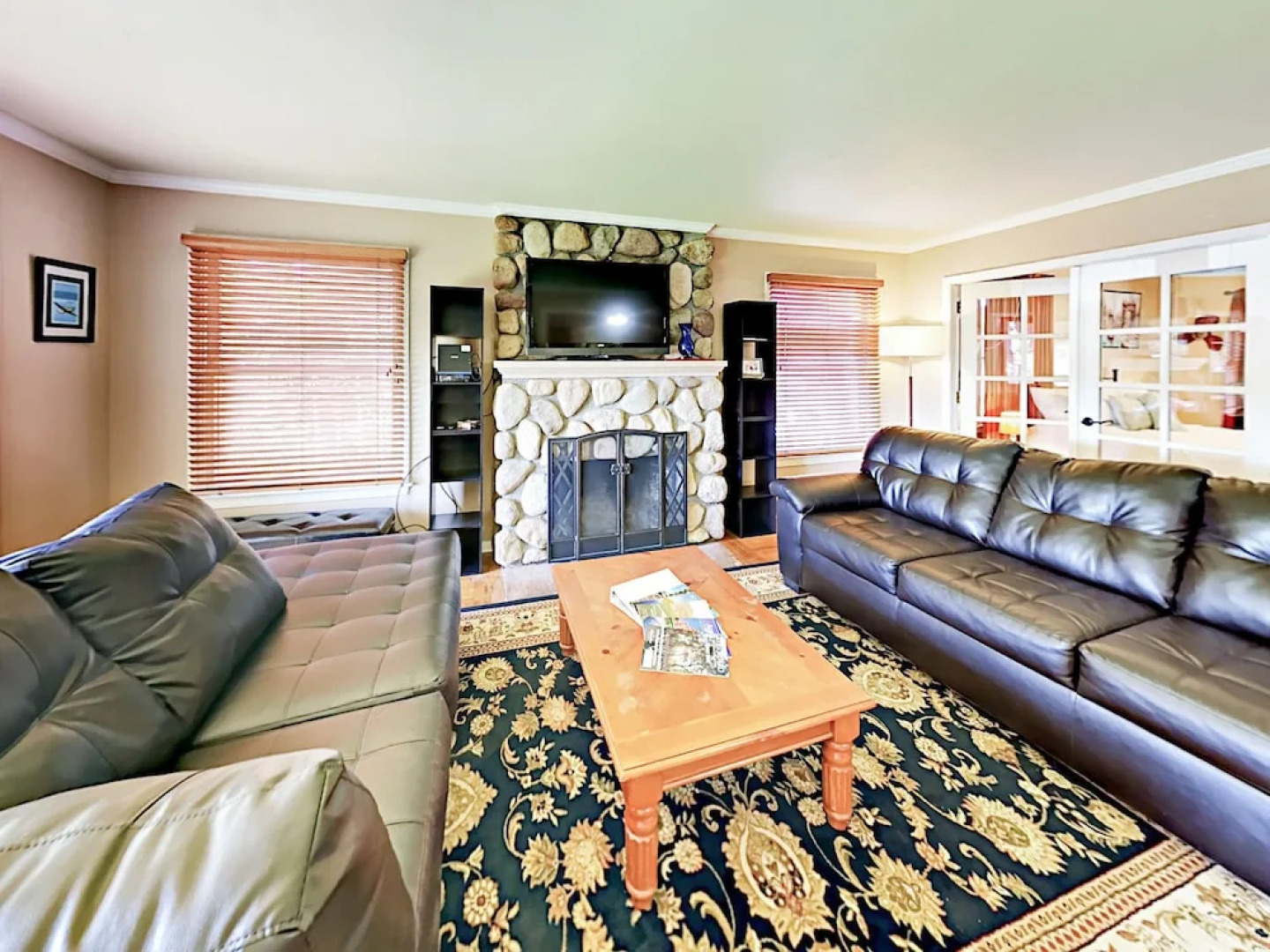 5305 Olmeda Cabin 2 Bedrooms 1 Bathroom Cabin