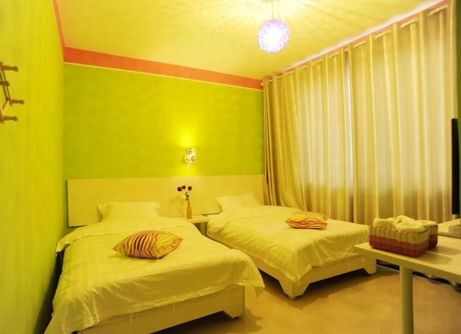 阳朔花果山主题酒店