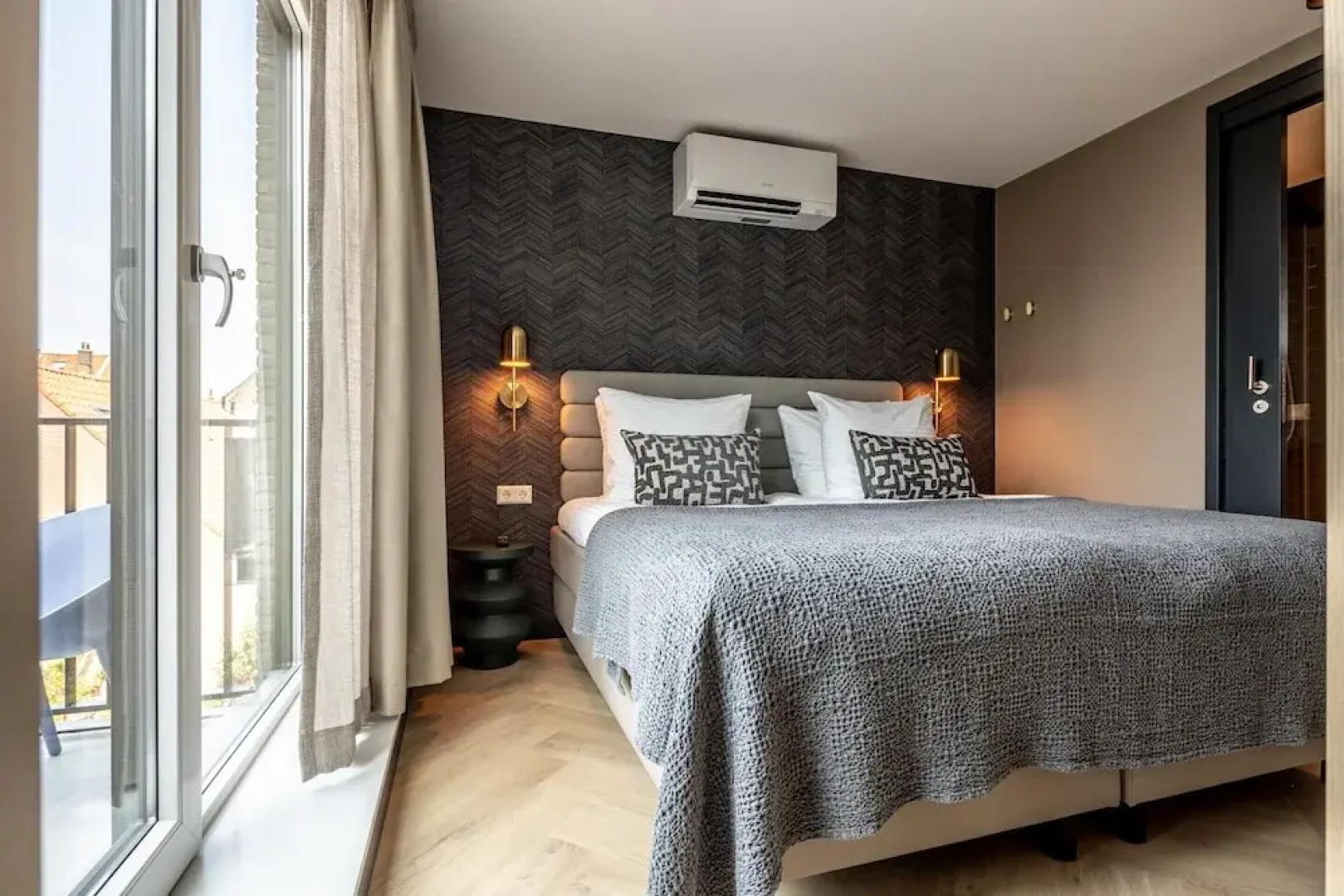 Playful and Luxurious Apartment in Heart of Delft