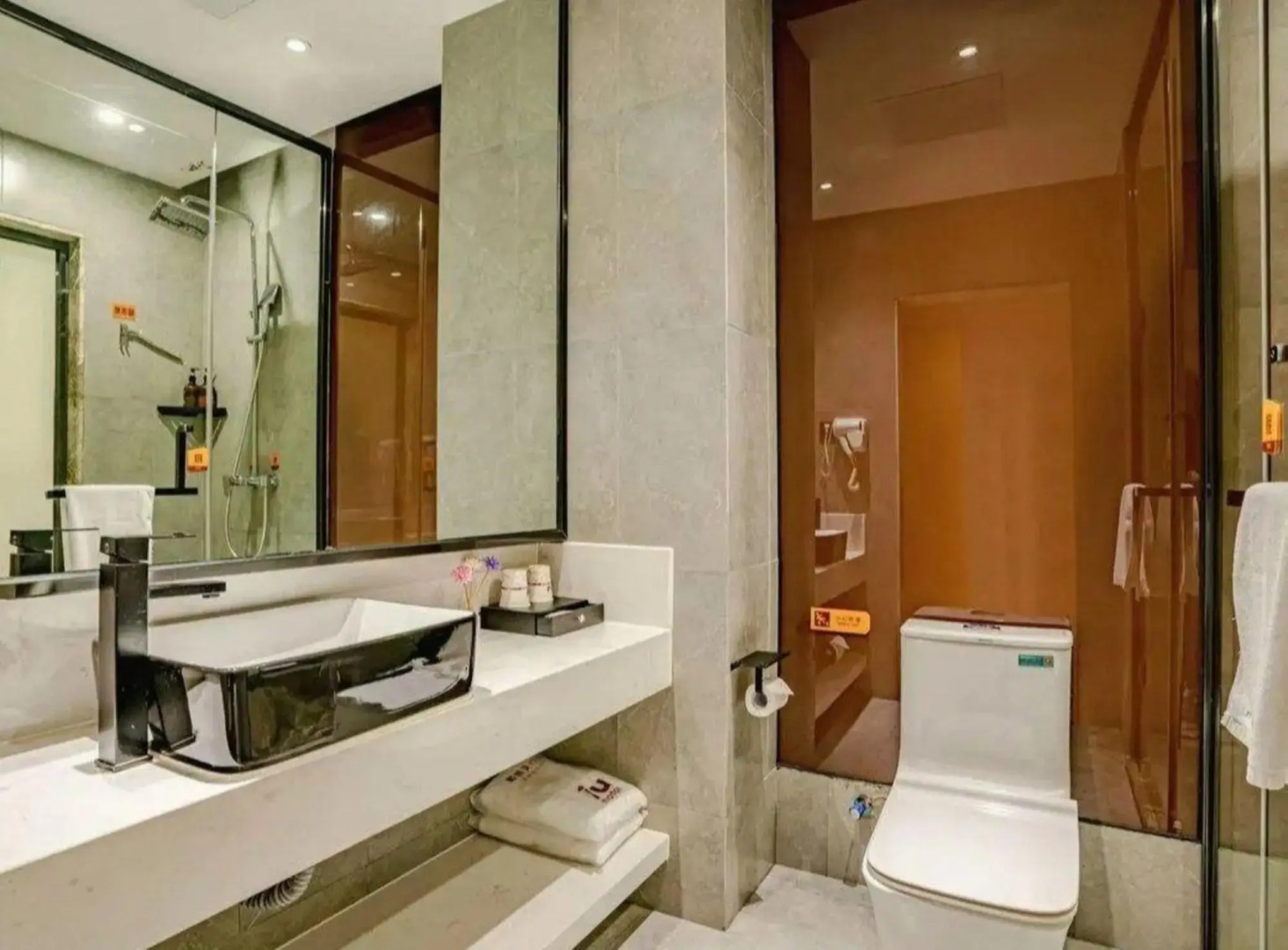 Jinyunge Hotel Pingnan