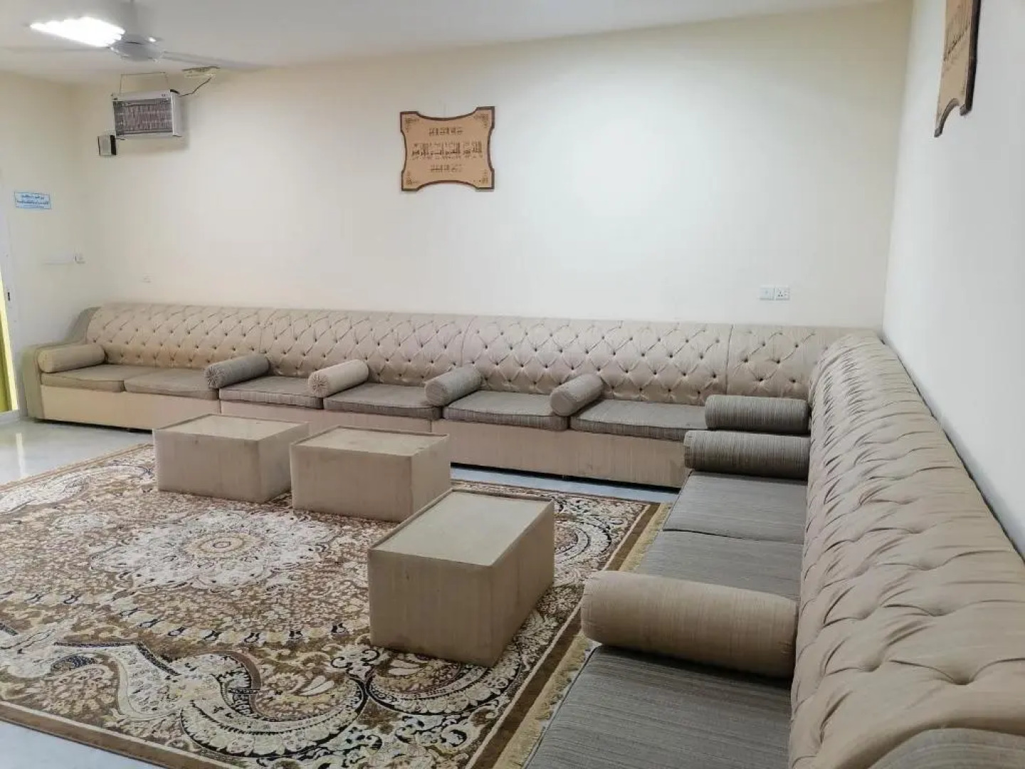 شاليهات الشاطيء beach chalets