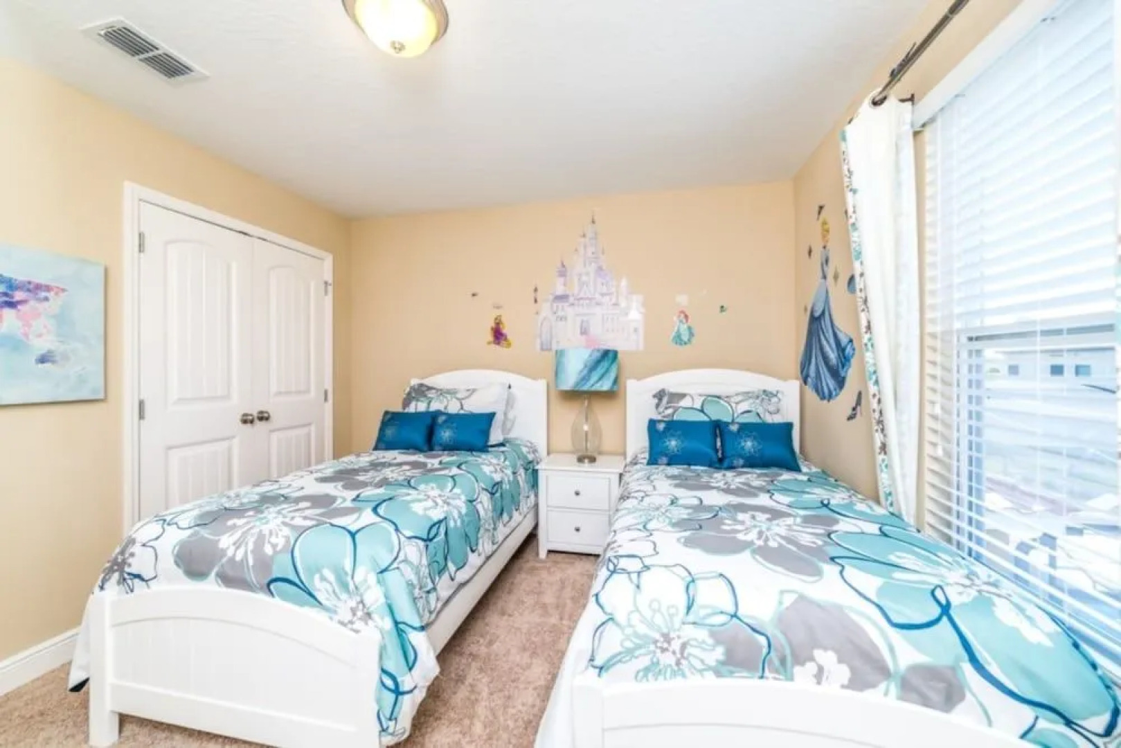 Solterra Resort 6 Bedroom 4 Bath Villa