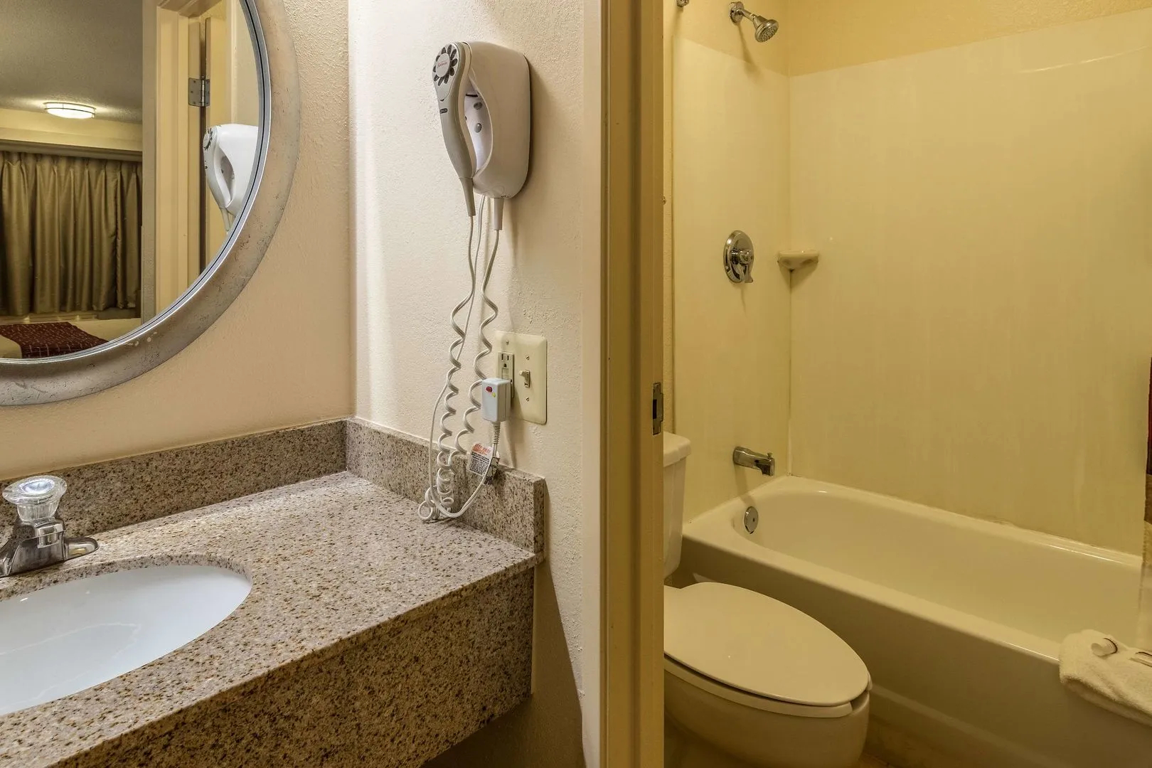 Red Oak Inn Detroit Metro Airport - Belleville