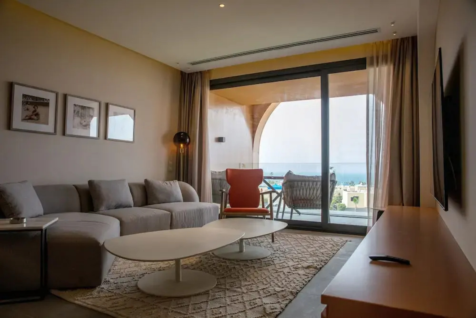 The Red GiGi Residence