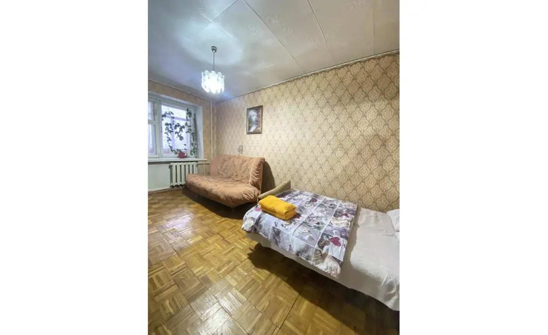 По суткам 33 на проспекте Строителей 46