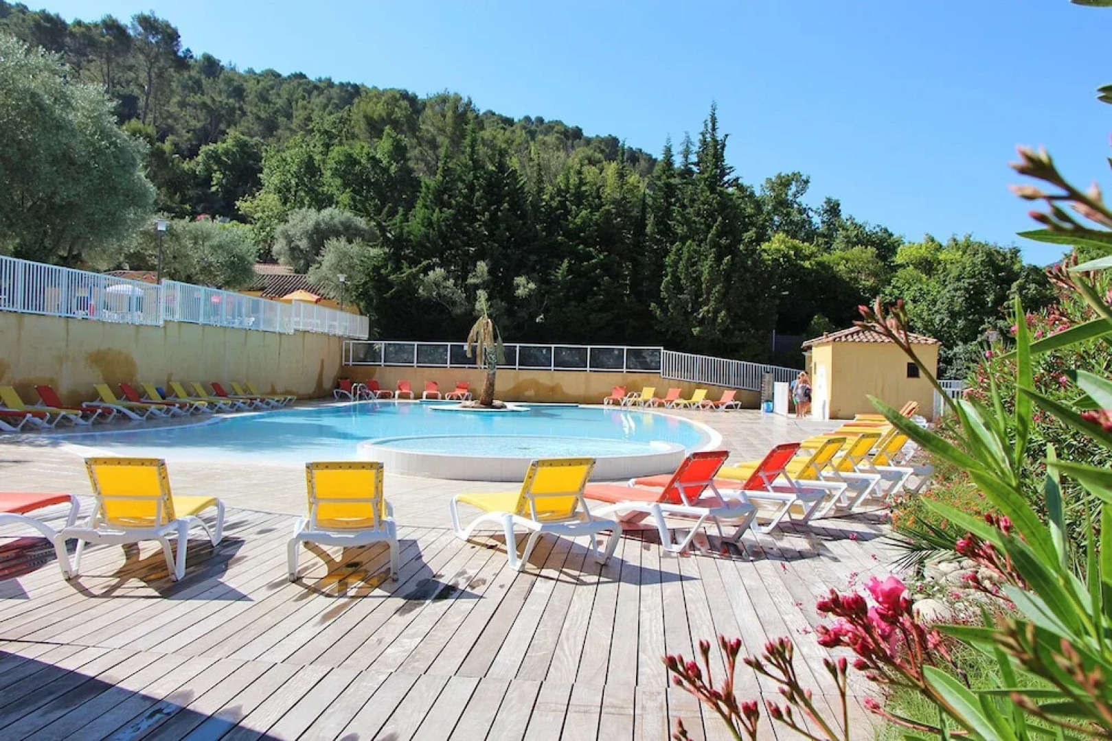 Lagrange Vacances Les Cottages Varois