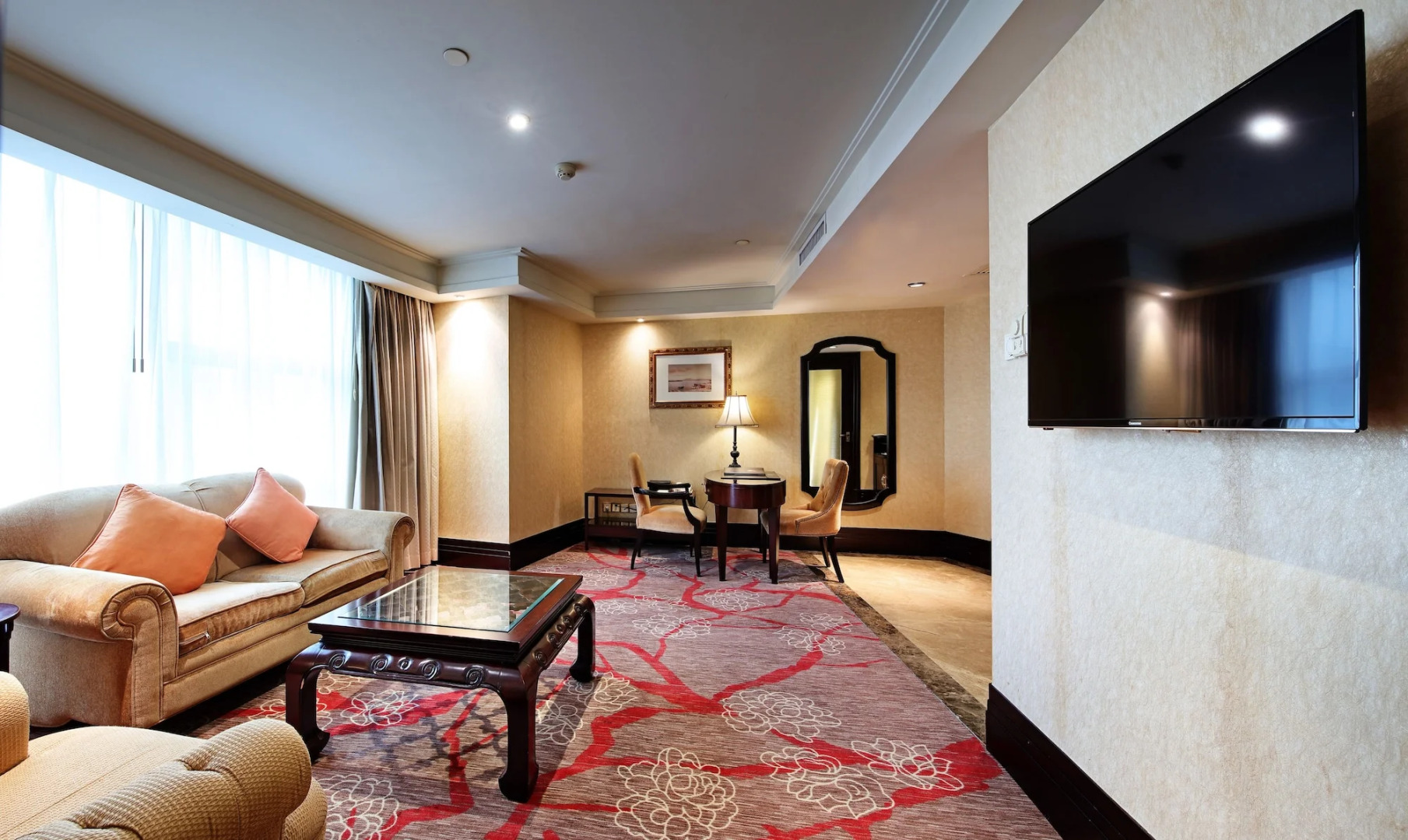 Royal Mediterranean Hotel