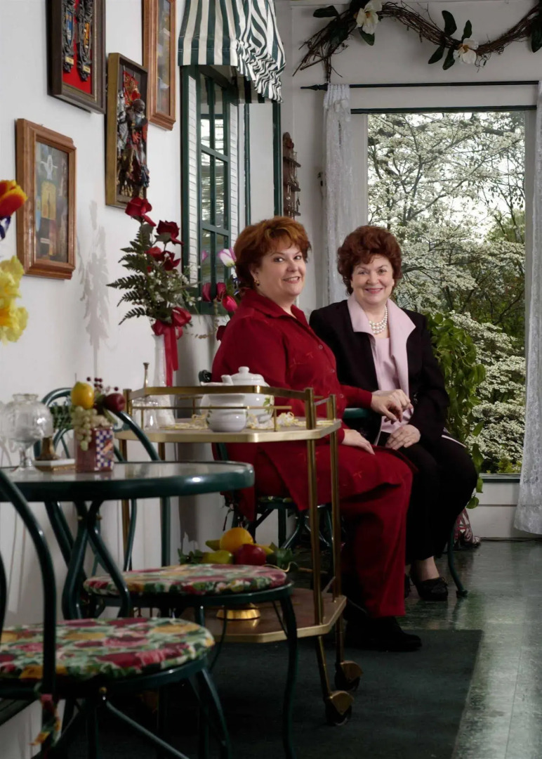 The Twin Magnolias Bed & Breakfast