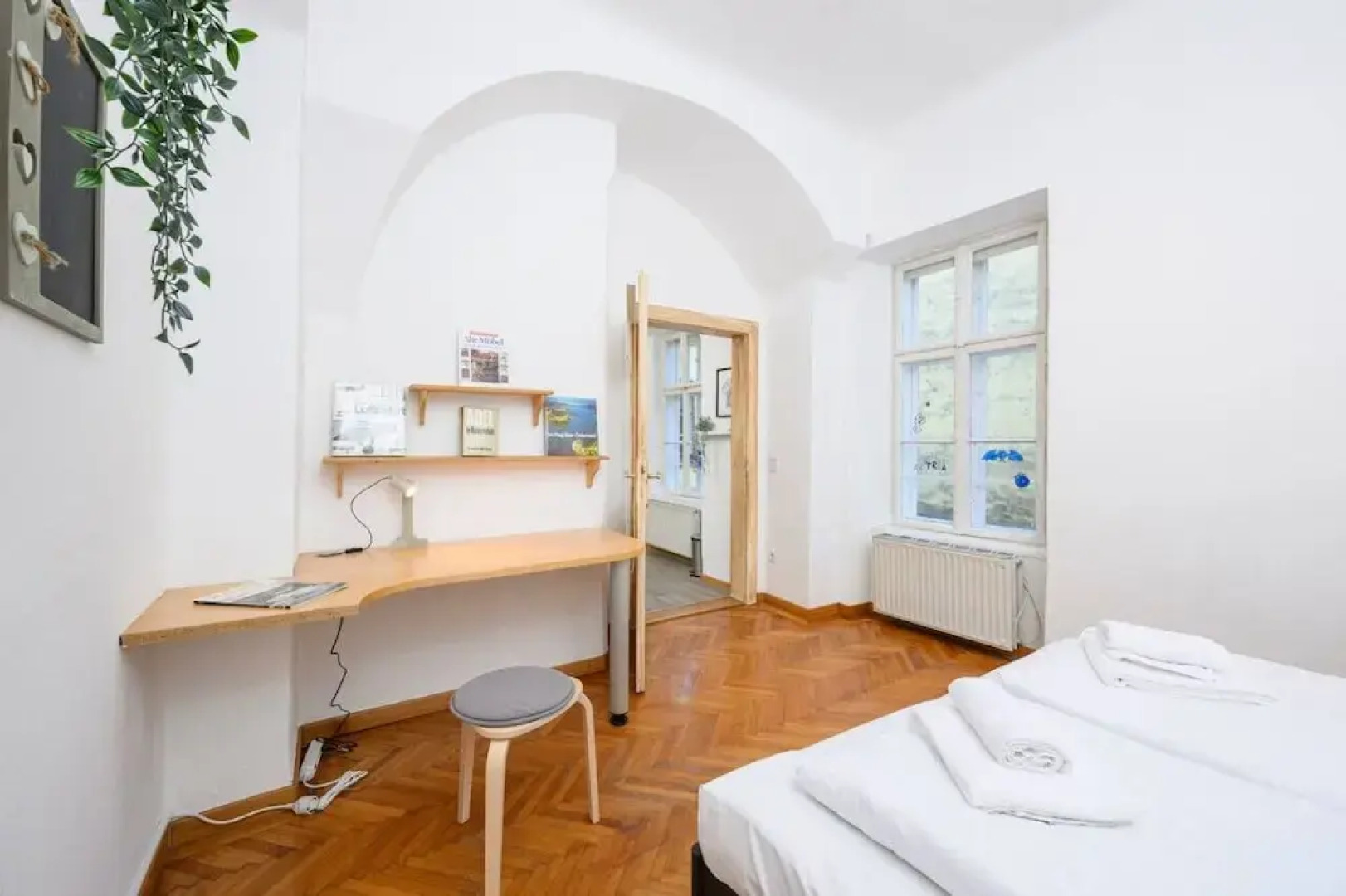 Spacious 2BR Stay for 6 Heart of Mödling