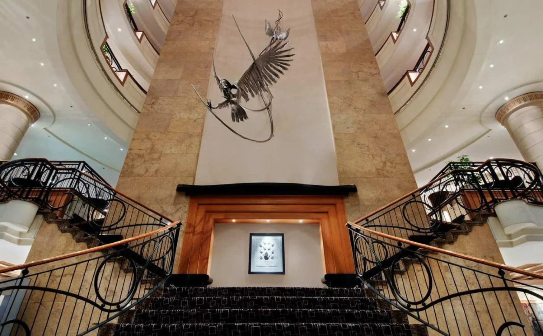 Отель NH Johannesburg Sandton