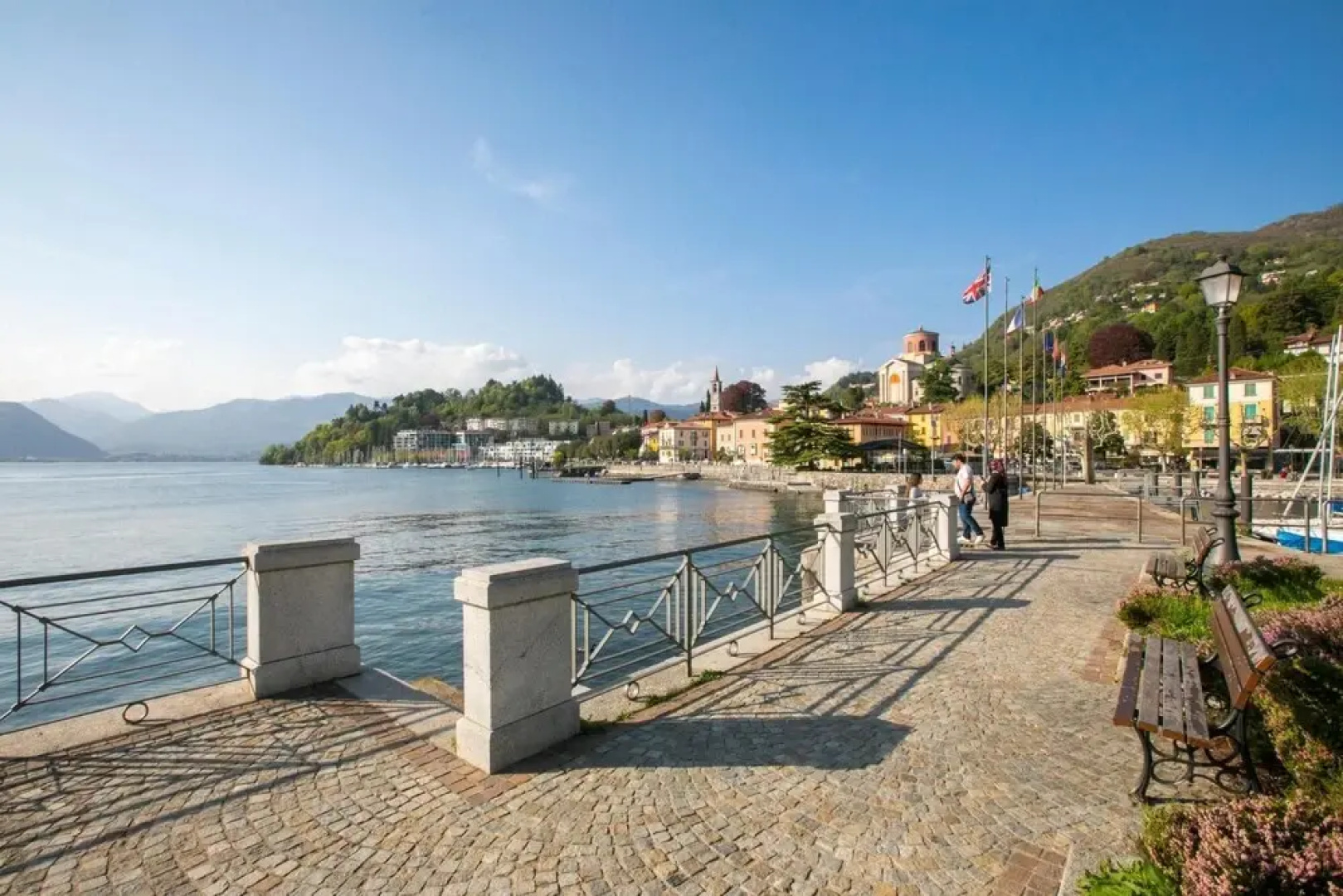 Villa Al Golfo Pool and View