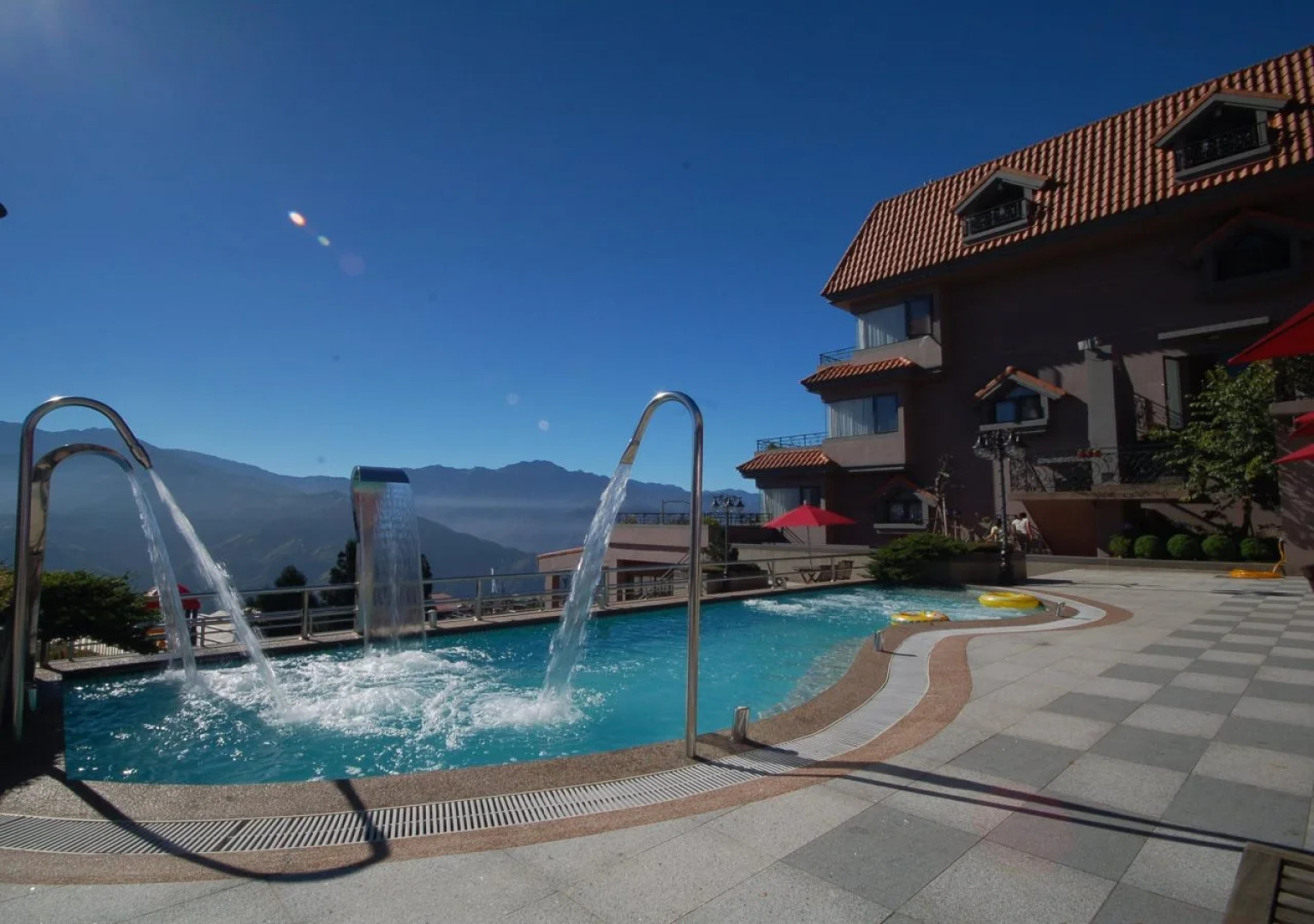 Chun Jing Hillview Villa