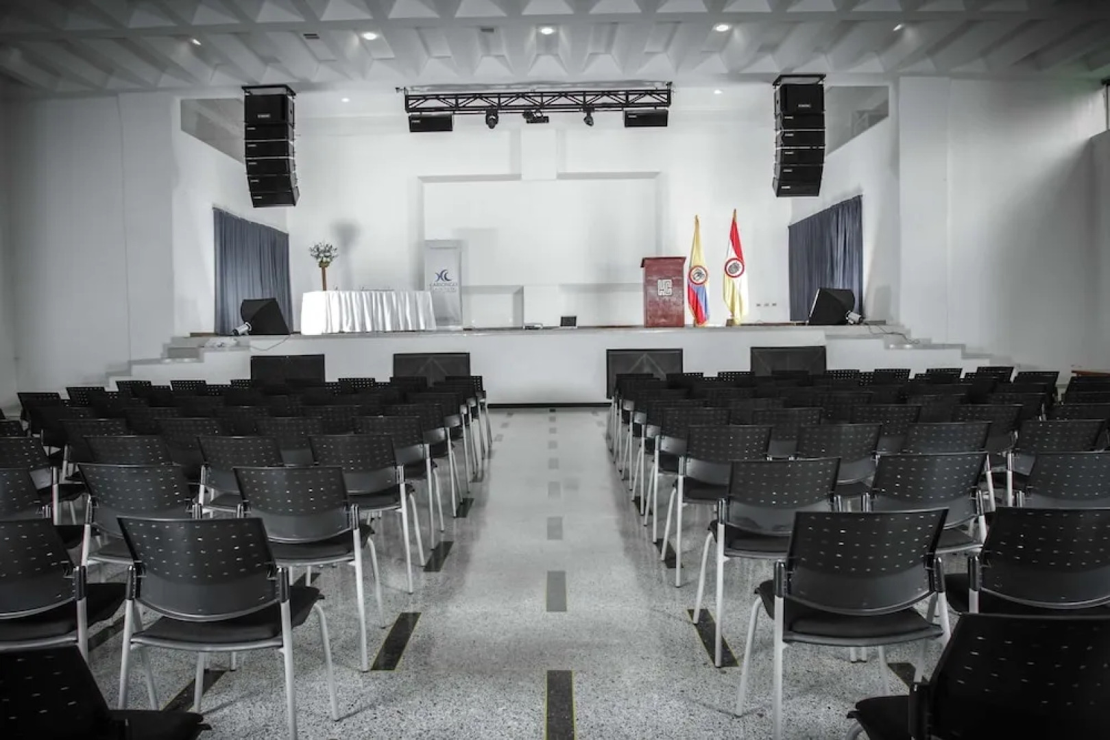 Cariongo Plaza Hotel