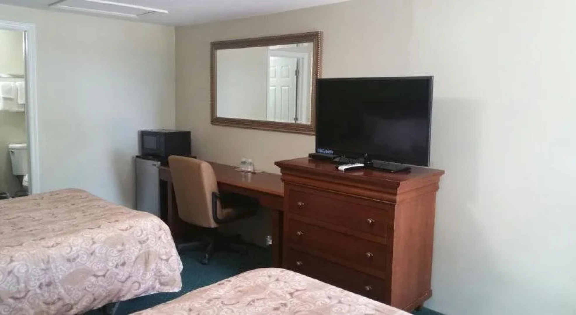 Slumberland Motel Mount Holly