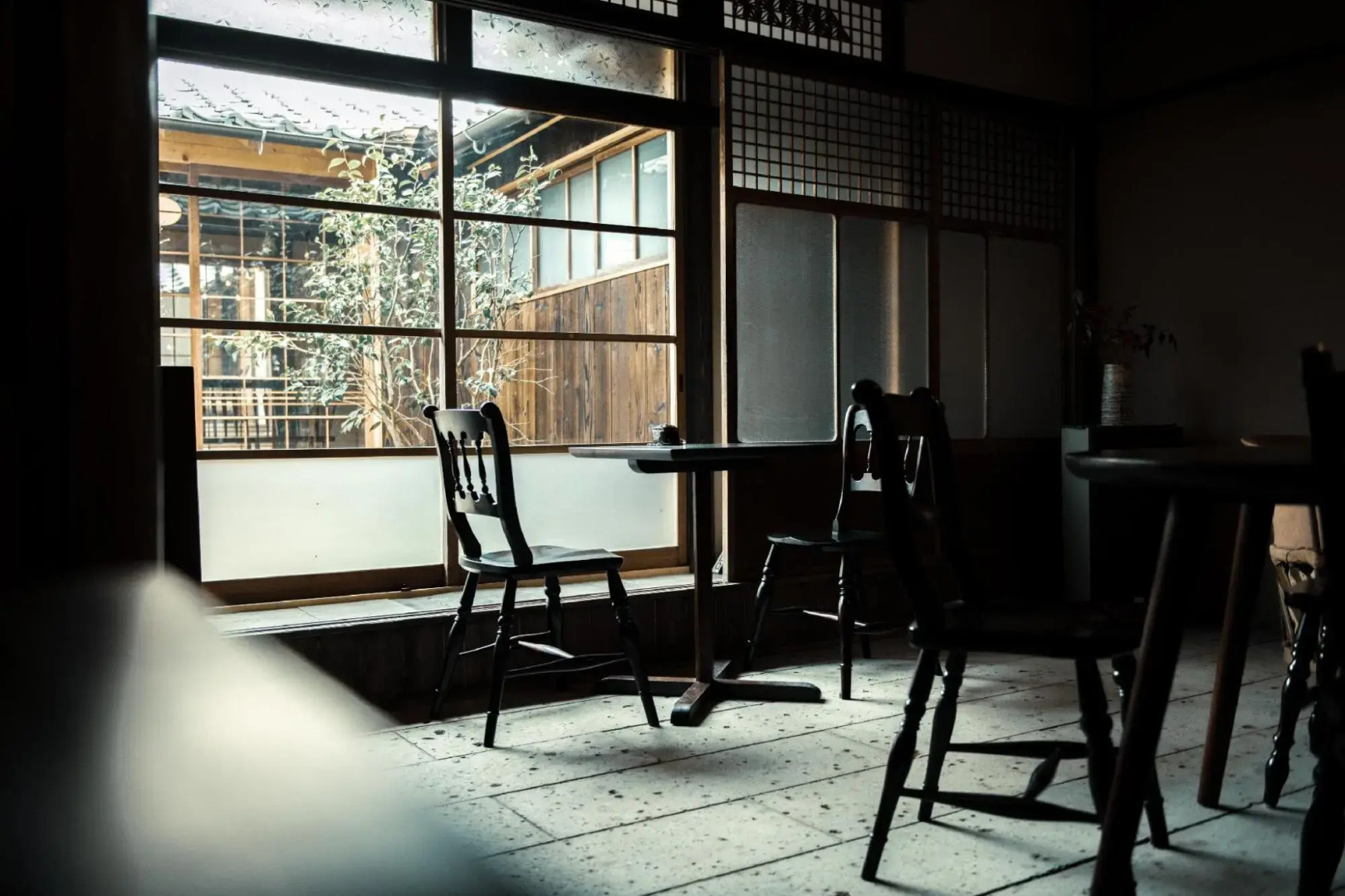 Oito 美しい街並みに佇む喫茶と宿