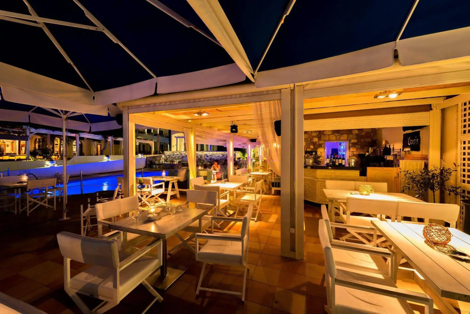Oasis Beach Hotel