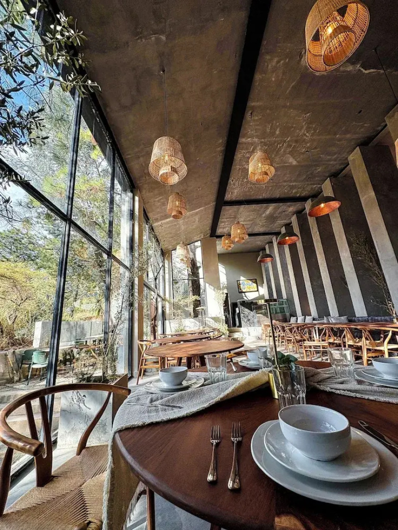 Serenzzo Hotel & Cuisine