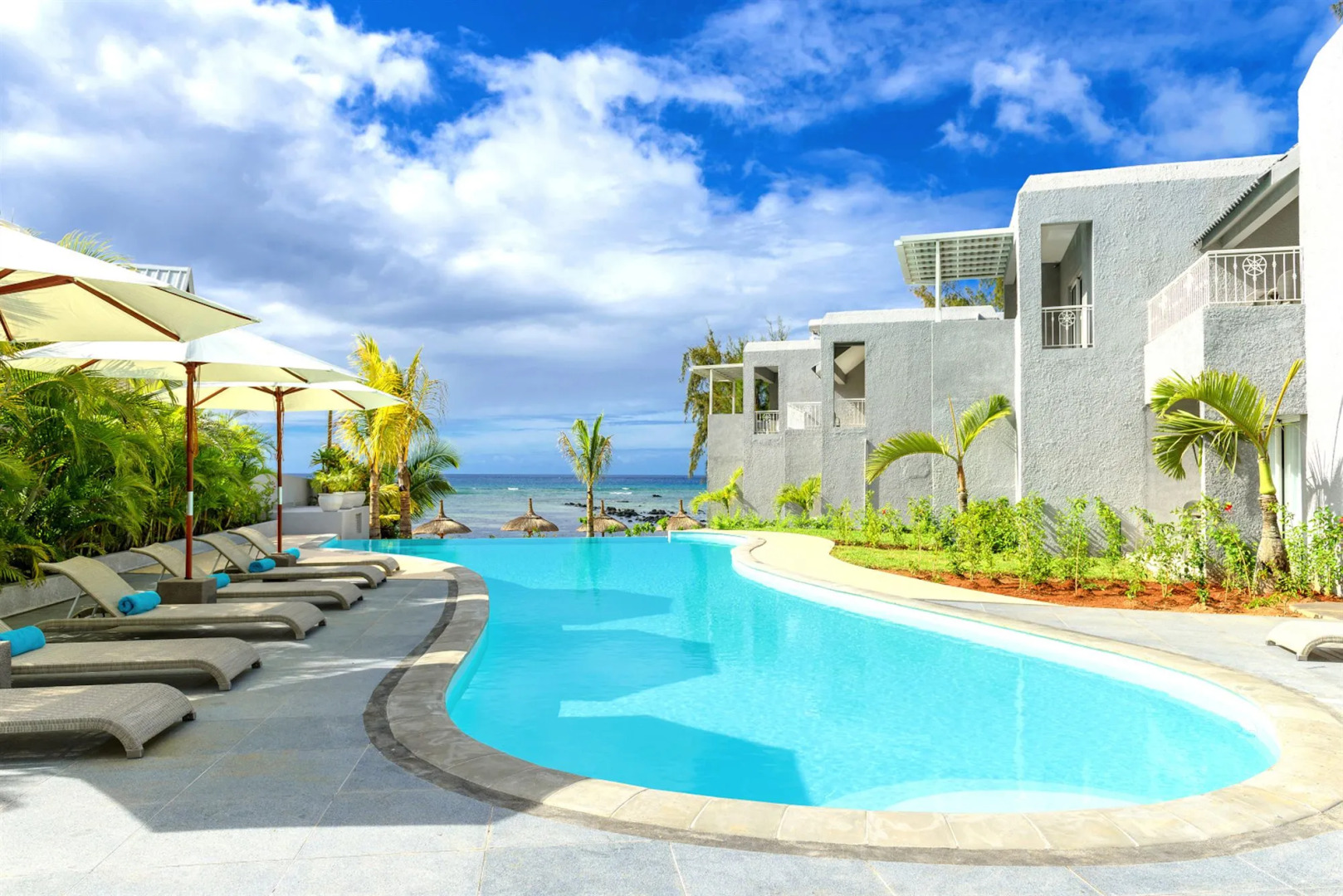 Voile Bleue Boutique Hotel