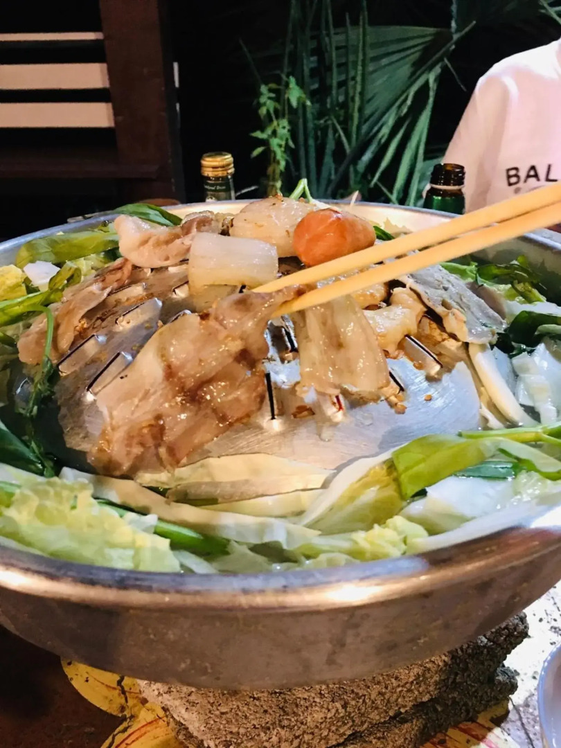 Baan Dongsak River view