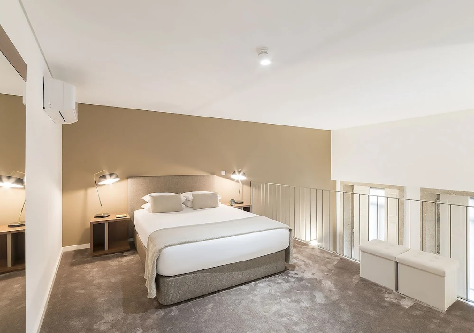 Отель UMA Santa Catarina - Pool & Fitness 