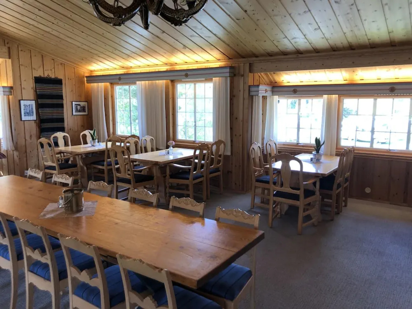 Toftemo Turiststasjon Hytter