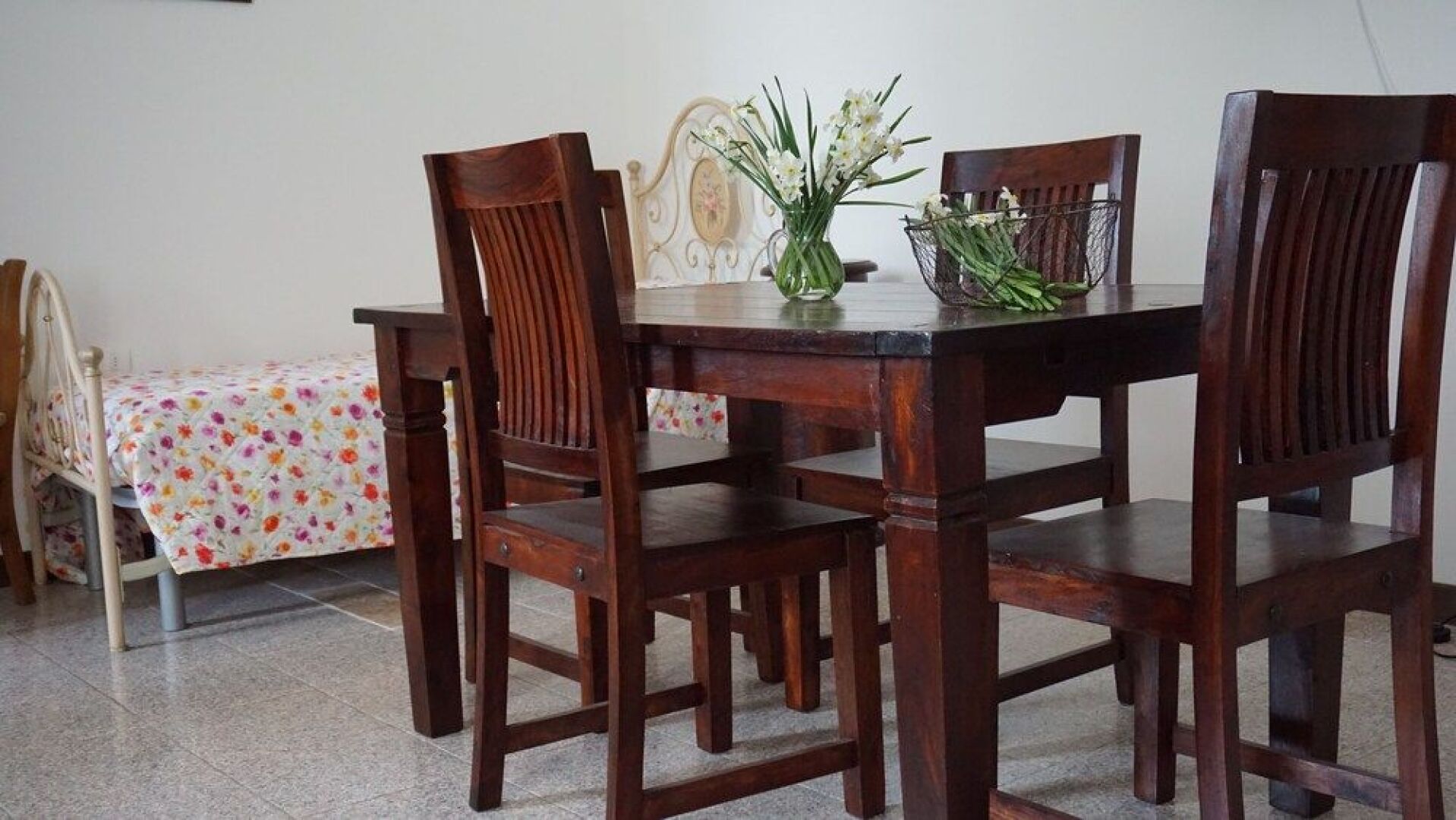 L'Abete Rosso Sul Po